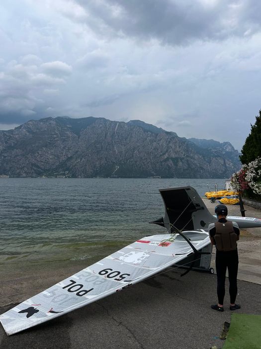 Na sprzedaż szybki latający (foiling) jacht Moth eXploder 4913