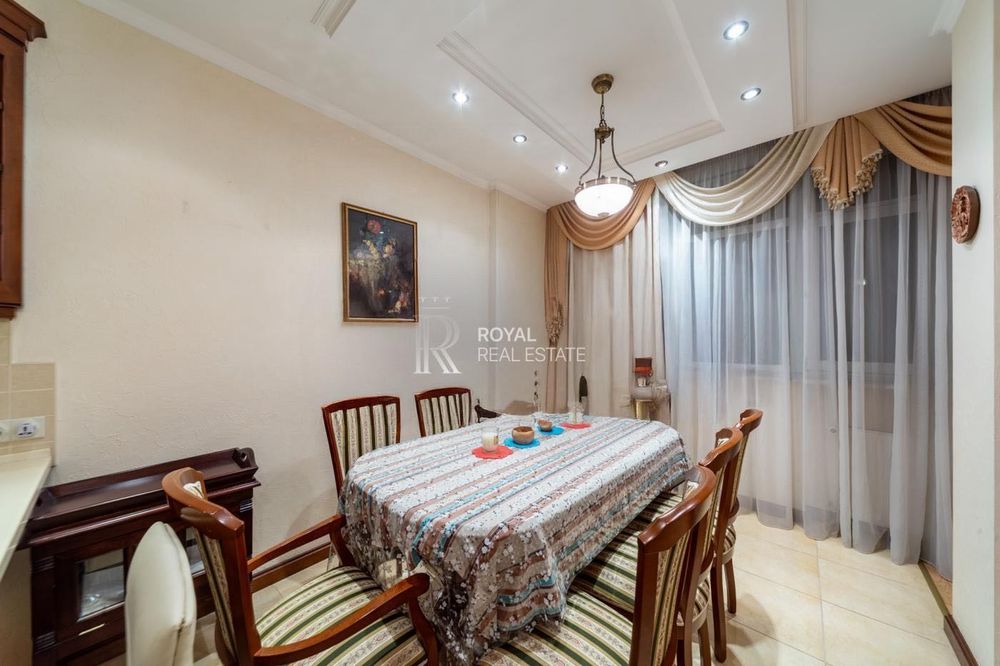 Оренда Квартира 3к 140м2 Центр Балкон Гардероб Укриття Метро