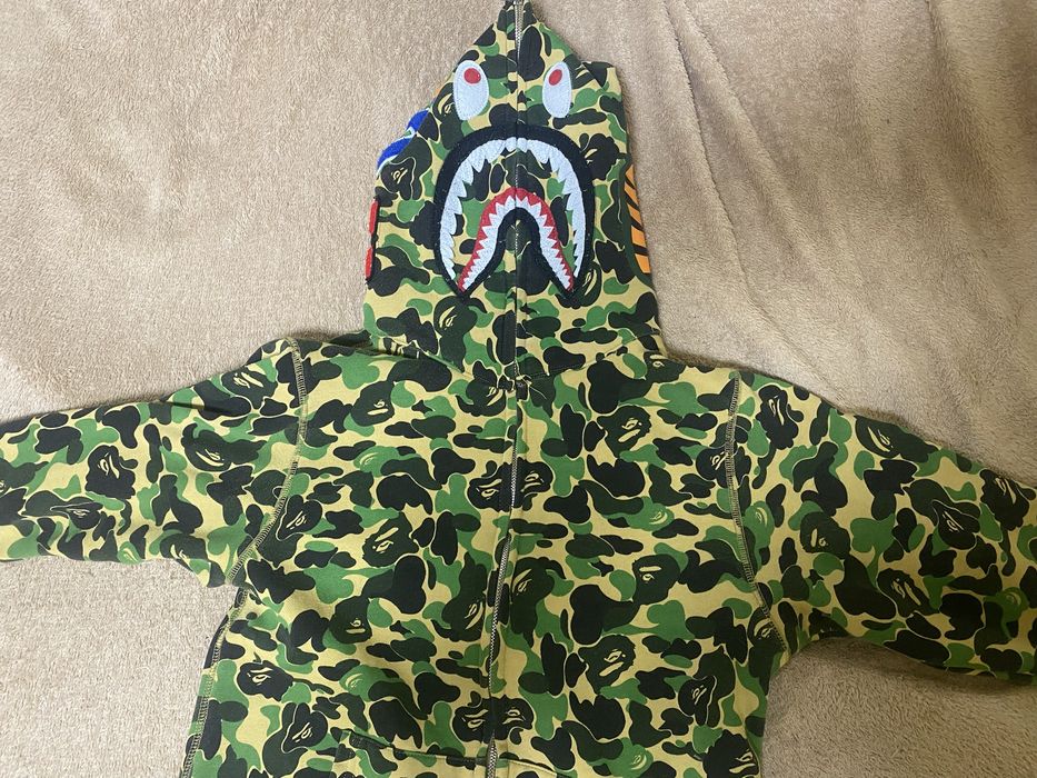 BAPE Shark Camo зелений, розмір M