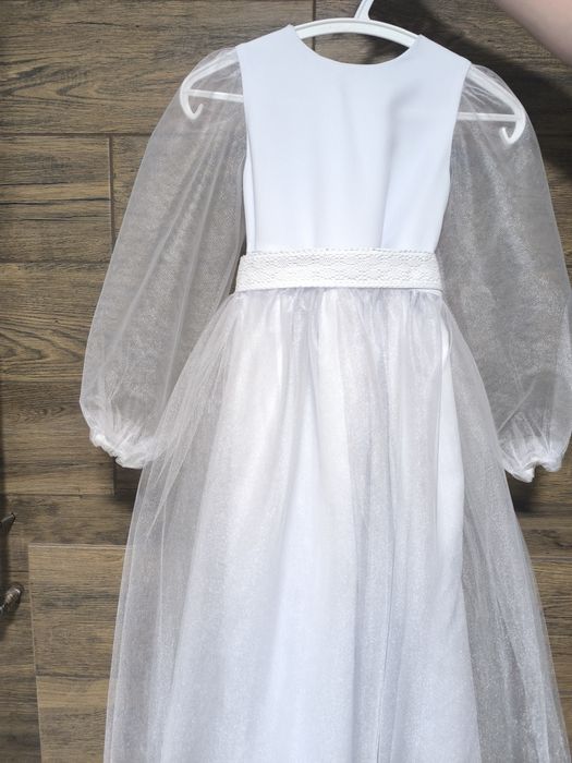 Прокат одягу для причастя для хлопчиків і дівчаток