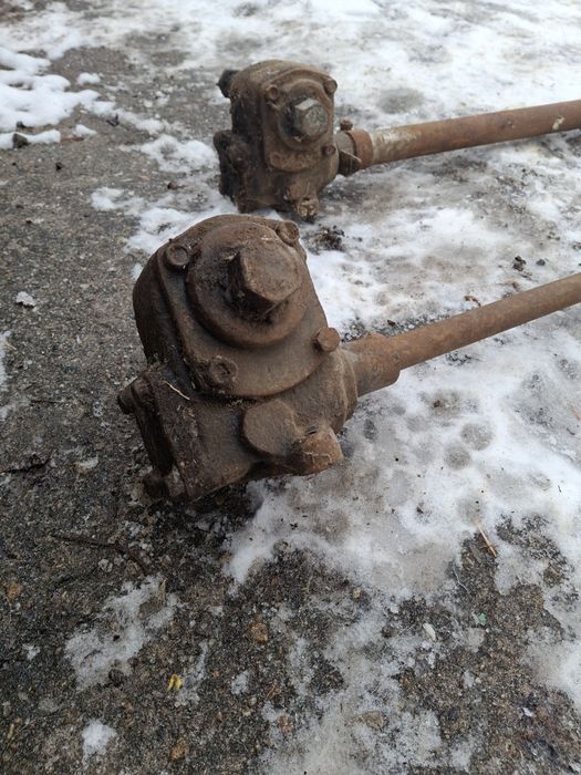 Рулевой вал с механизмом в сборе на ГАЗ, УАЗ