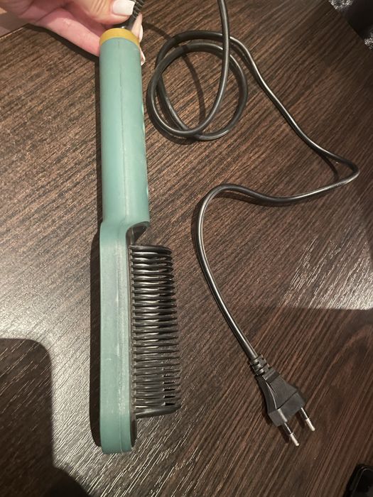 Гребінець випрямляч для волосся
