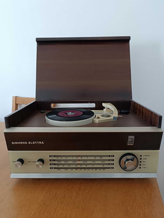 Gira discos Siemens Elettra RF657
