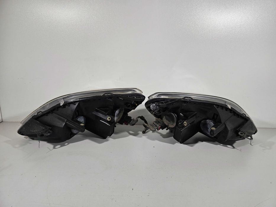 Opel Zafira B Lampy Przód Przednie Zwykłe H7 Komplet Lewa+Prawa Europa