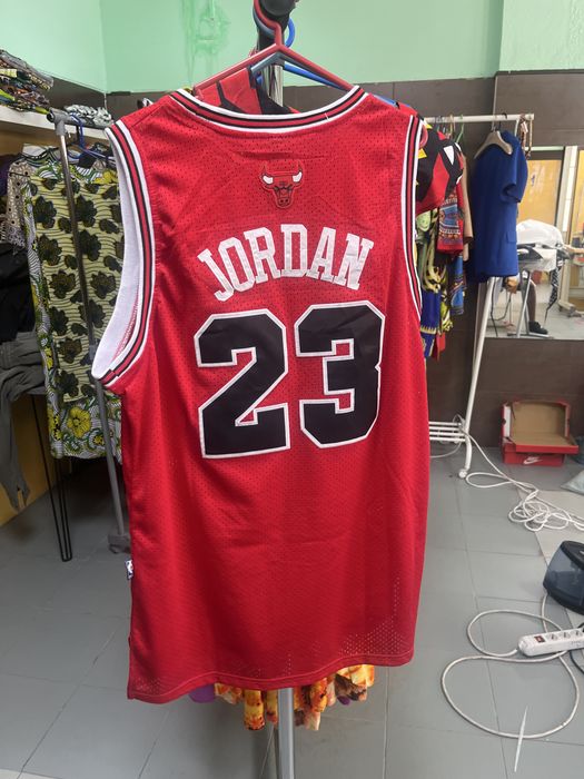Camisolas NBA Nike & Adidas