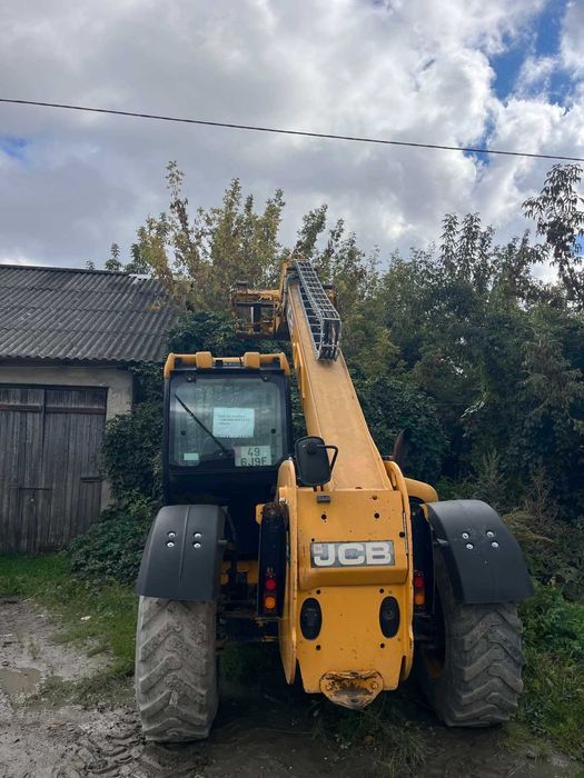 Телескопічний навантажувач JCB 530-70