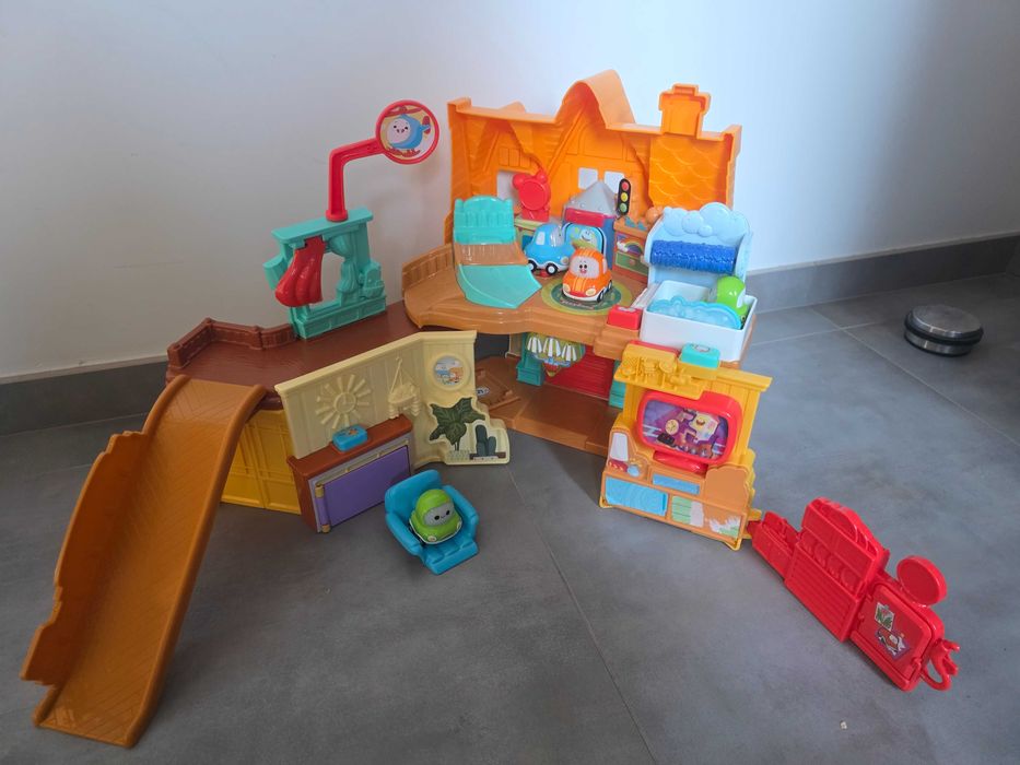 Vtech Zestaw TutTut Dom Cory Tut Tut Autka w Pagórkowie