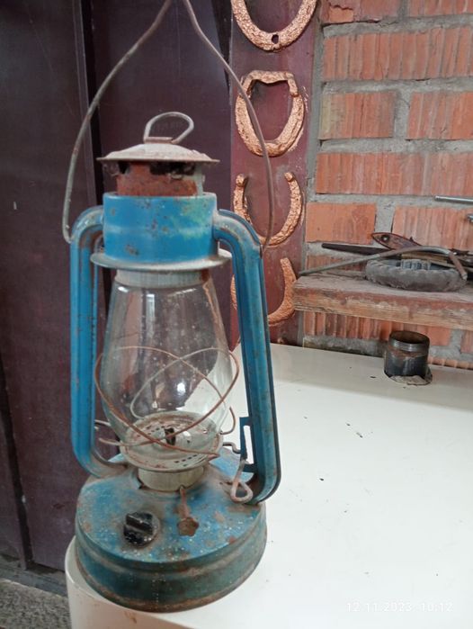 Лампа керосиновая б/у