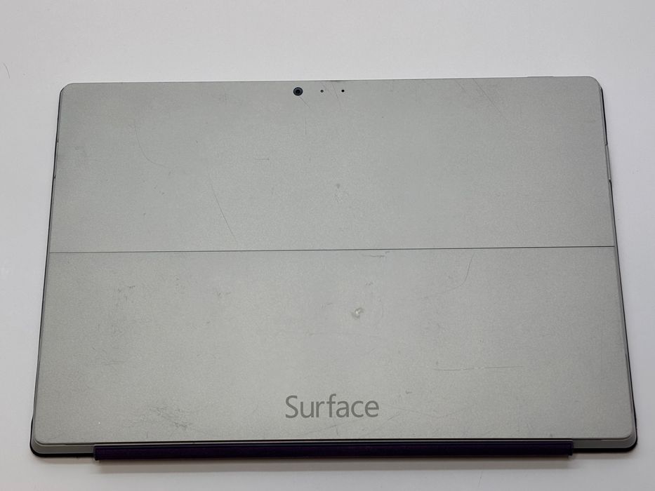 Laptop Microsoft Surface 1631 / Win8Pro/ 128GB