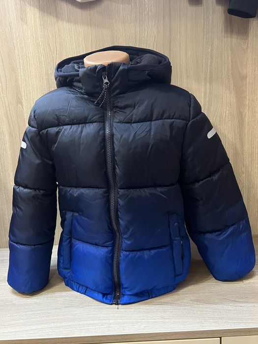 Зимова куртка h&m 6-7 років