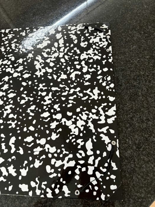 CAPA PARA GUARDAR DESENHOS