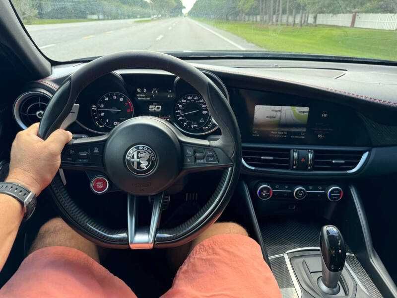 2018 Alfa Romeo Giulia Quadrifoglio