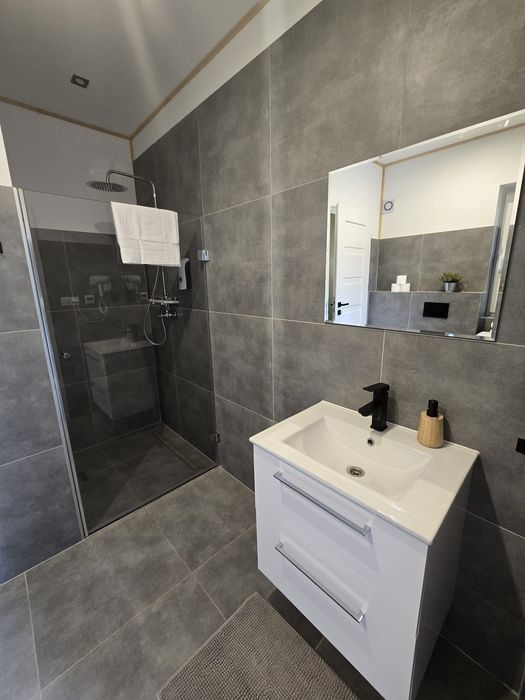Domek z jakuzzi w górach