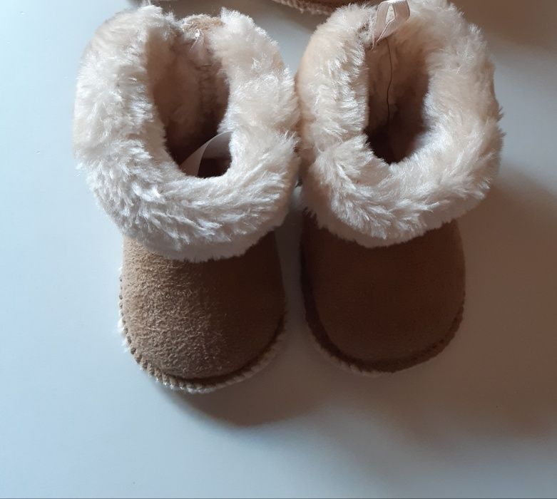 Pantufas bebé H&M, tam 14/15 Novas