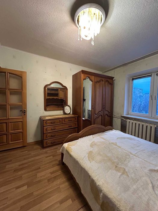 Продам 2к квартиру на Жм Победа 6