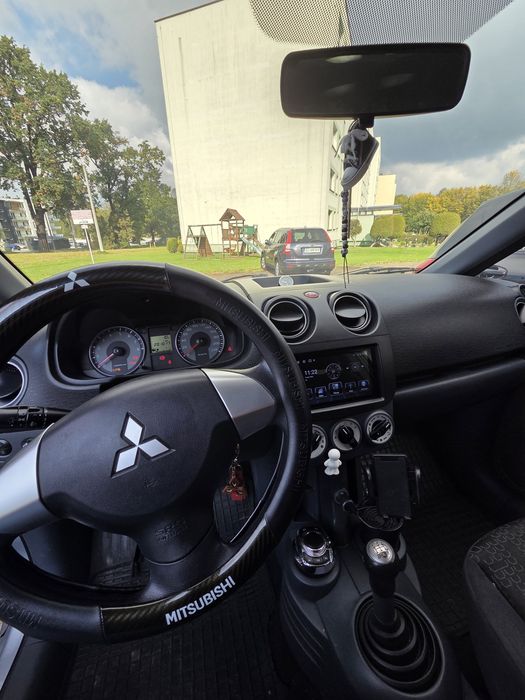 Mitsubishi Colt  2012r. 1,3 benzyna