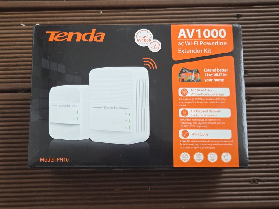 Tenda AV1000 Powerline WiFi Extender Kit
