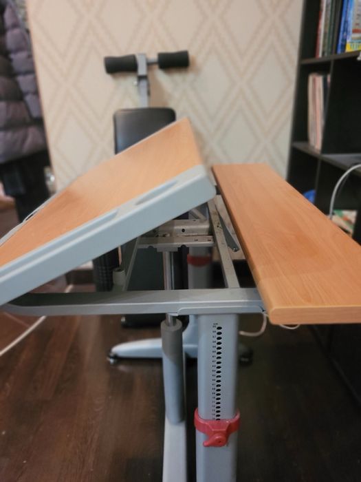 ComfPro парта трансформер