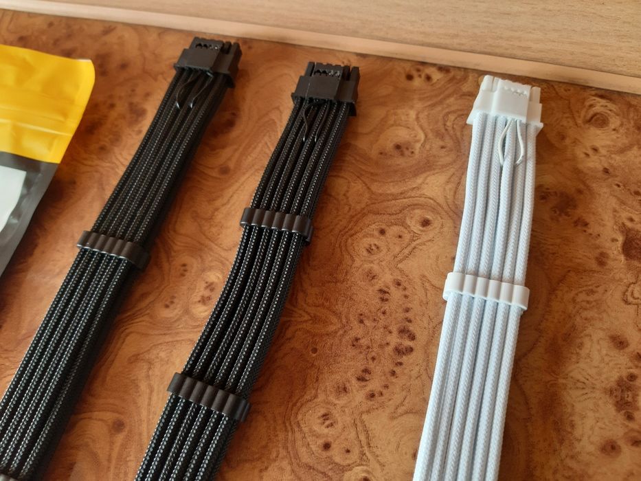 Переходник питания PCIE5.0 ATX3.0  12VHPWR RTX 4070/4080/4090