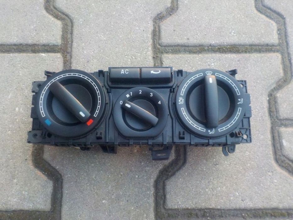 VW T5 PANEL OGRZEWANIA NAWIEWU KLIMA 7H0820045R9B9