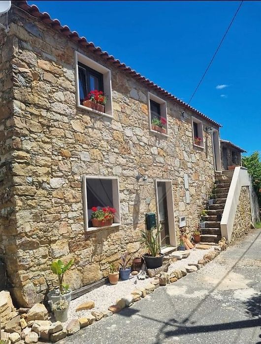 Moradia T2 para venda