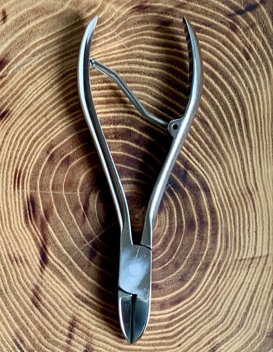 Щипцы, кусачки из Швейцарии