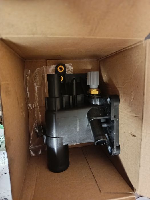 Caixa termóstato 1.0 Ford t446086