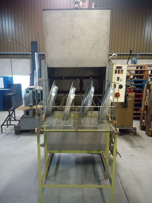 Máquina de Lavar Peças a Quente