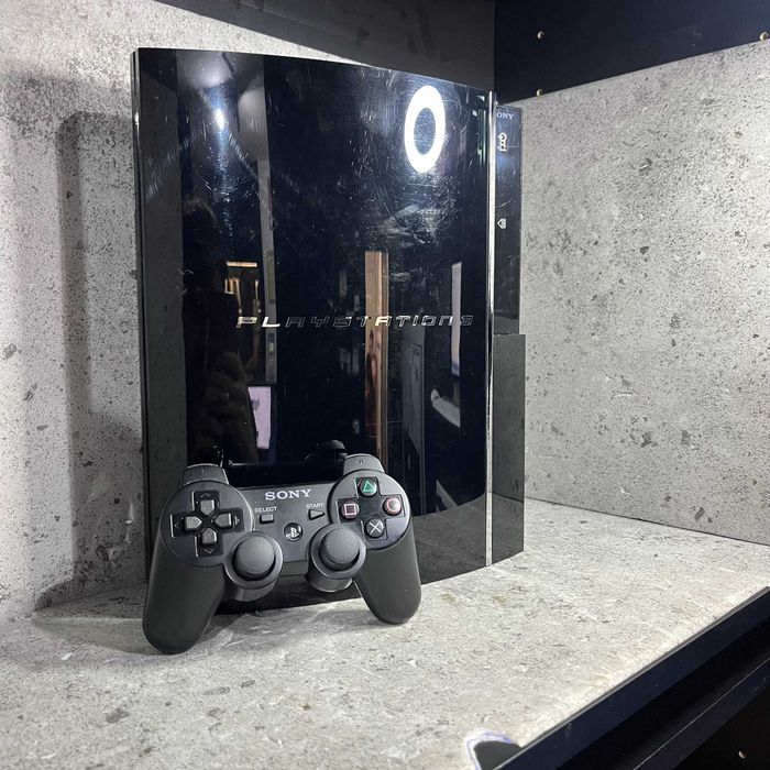 Konsola PlayStation 3 80GB Fat | Klasyk CECHE01 | Kompatybilność PS1 PS2 PS3 | 4 Gry