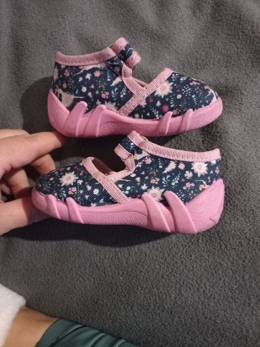 Kapcie r.19 wróżki