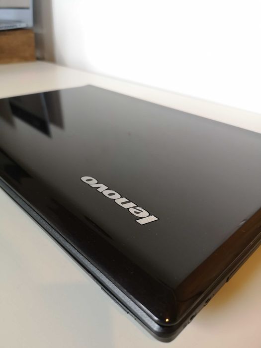 Laptop Lenovo G570 SPRAWNY bez ładowarki zadbany po serwisie