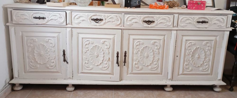 Móvel de sala (aparador)