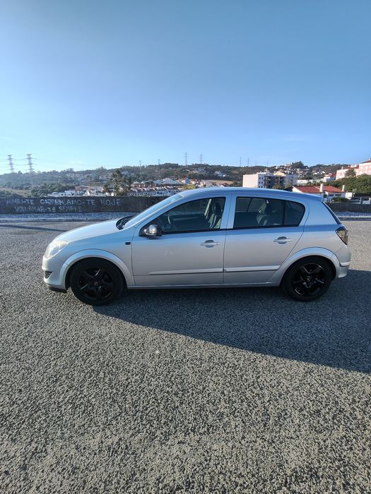 Opel Astra H 1.3 CDTI gasóleo foto 4