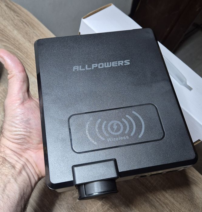 Зарядное устройство (powerbank)