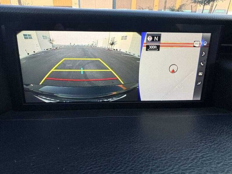 2017 Lexus IS 200t