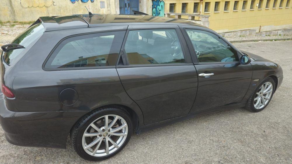 Alfa Romeo 156 1.9 JTDm (2006) foto 2