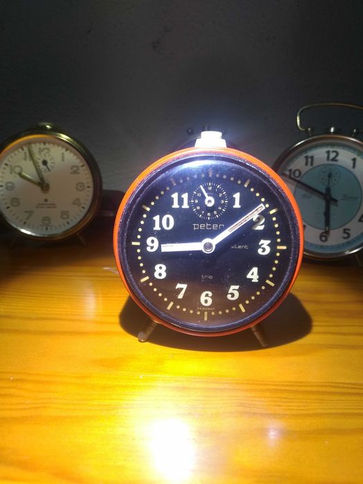 Relógio despertador antigo anos setenta