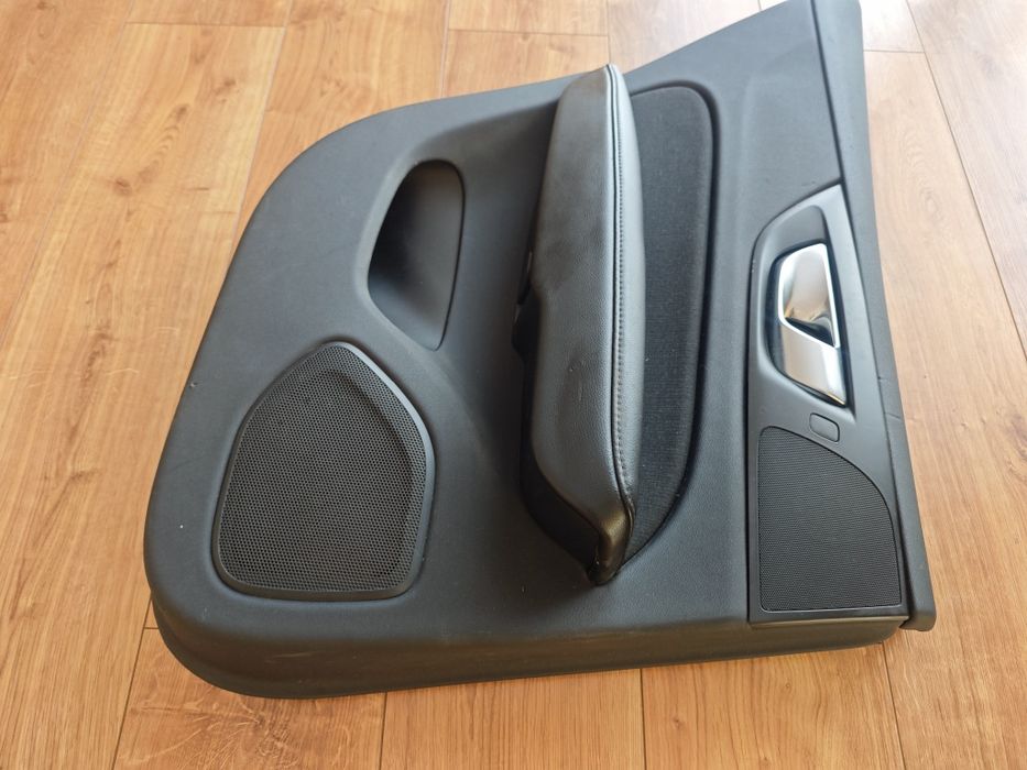 Volvo V60 cross country boczek drzwi lewy tył