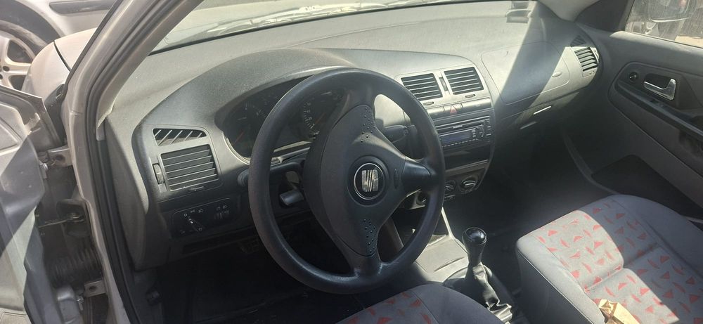 Seat Cordoba Vario 6k2 1.4i 16v
Ref:aua