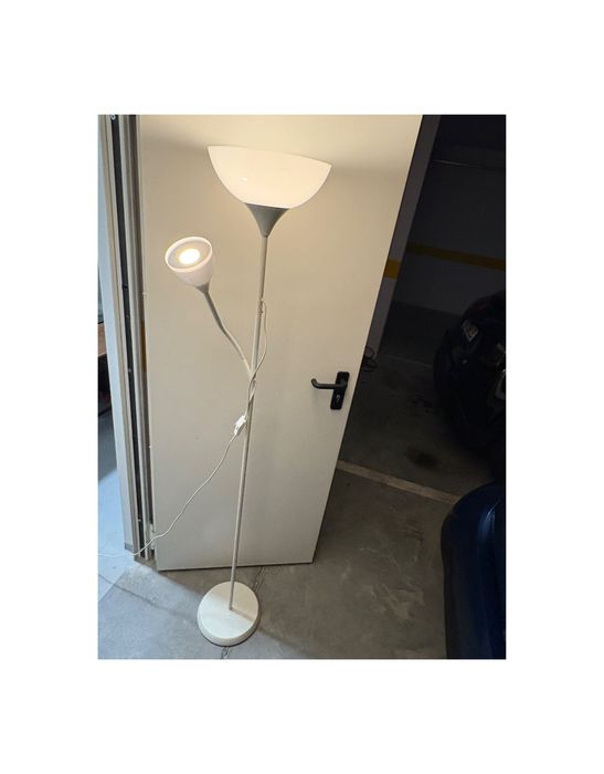 Cadeeiro 2 lampadas - Ikea