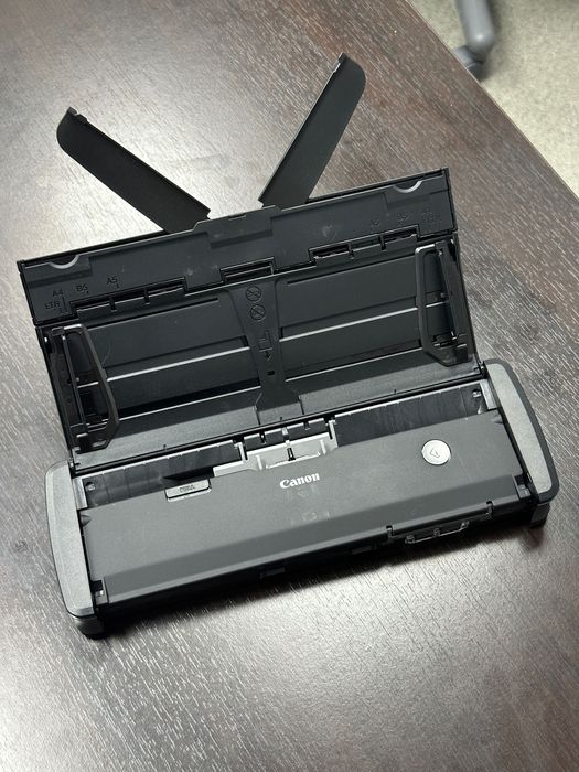 Canon imageFORMULA P-215II портативний сканер з USB живленням