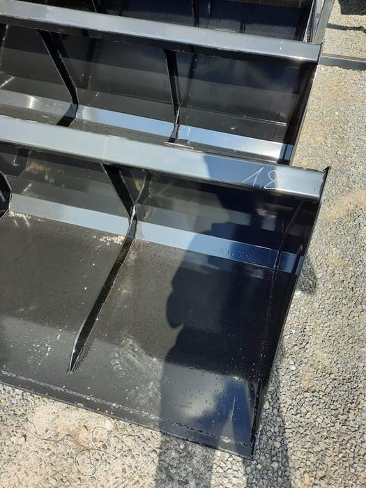 Nowa Łyżka Łycha Szufla 
do tura  Wzmacniana euro /sms