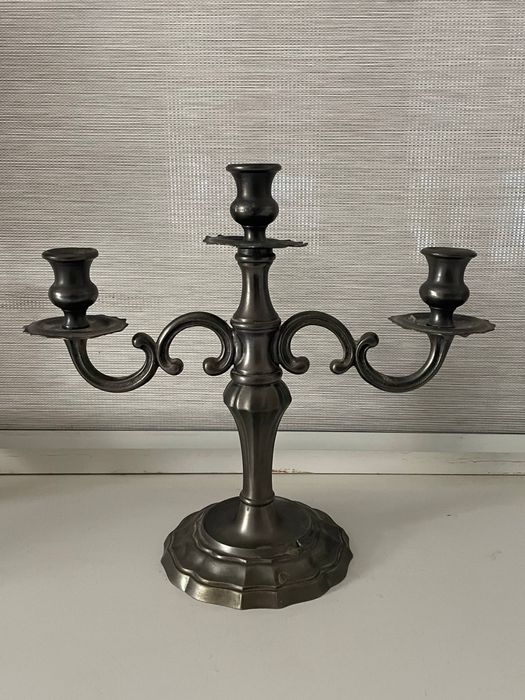 Підсвічник з олова