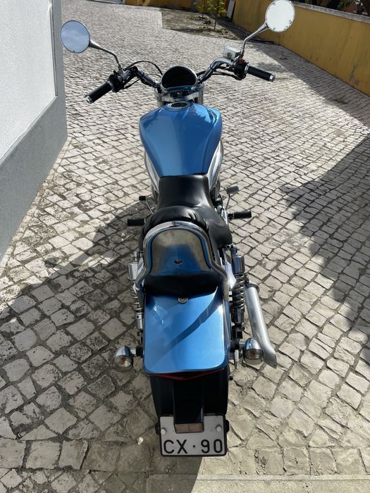 Hyosung Aquila GV 650