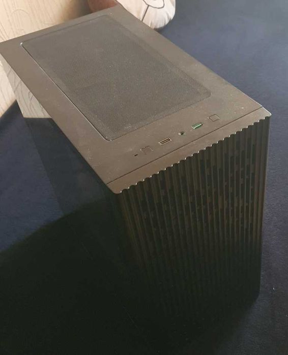 игровой компьютер ryzen 5 2600,ssd, ddr4 s am4