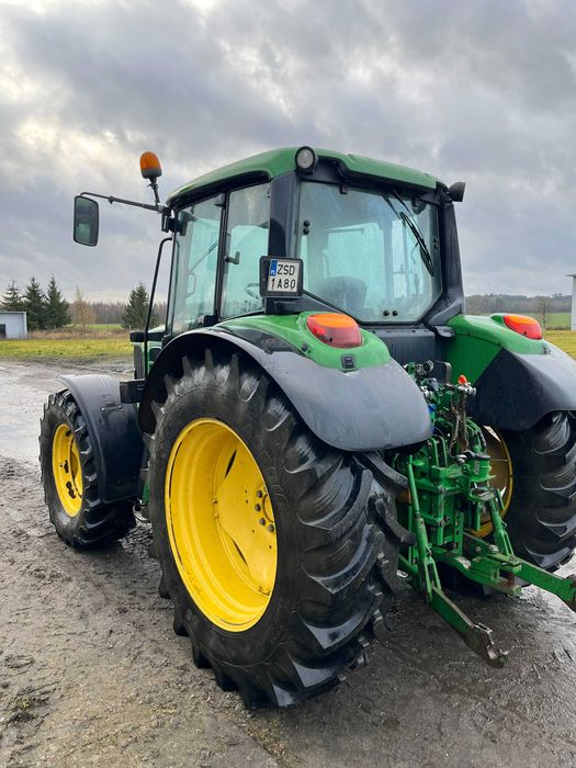 John Deere 6330 Rok 2011 Moc 120 KM