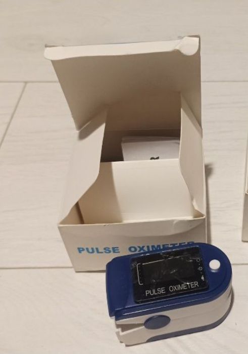 Пульсоксиметр на палец. Пульс оксиметр.