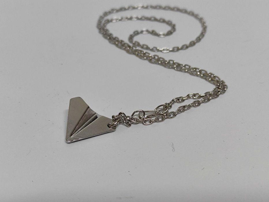 Colar Harry Styles, Paper Plane, novo, portes grátis