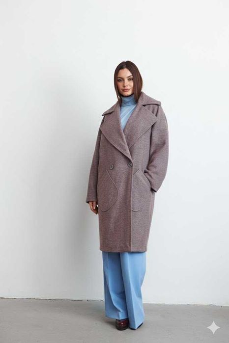 Стильное пальто Италия шерсть новая коллекция Утеплено Шикарный цвет
