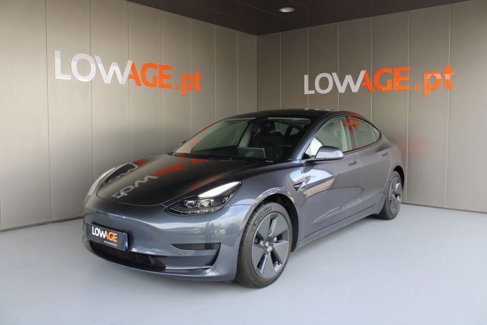 Tesla Model 3 Standard Range Plus RWD